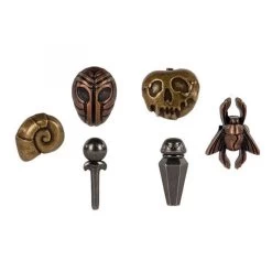 Disney Clue Game - Disney Villains Edition -Boutique Disney Toy Store 82530 4